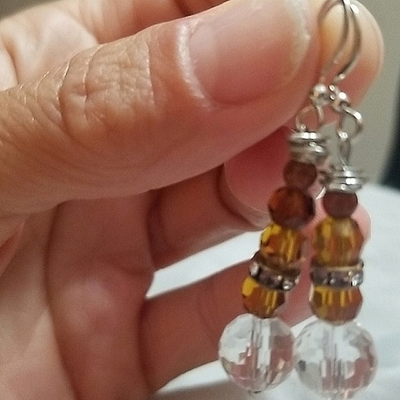 Sandstone Swarovski Faceted assymetrical 😘 - Picture 3 of 4